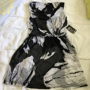 EXPRESS Black and White Dress. Size S